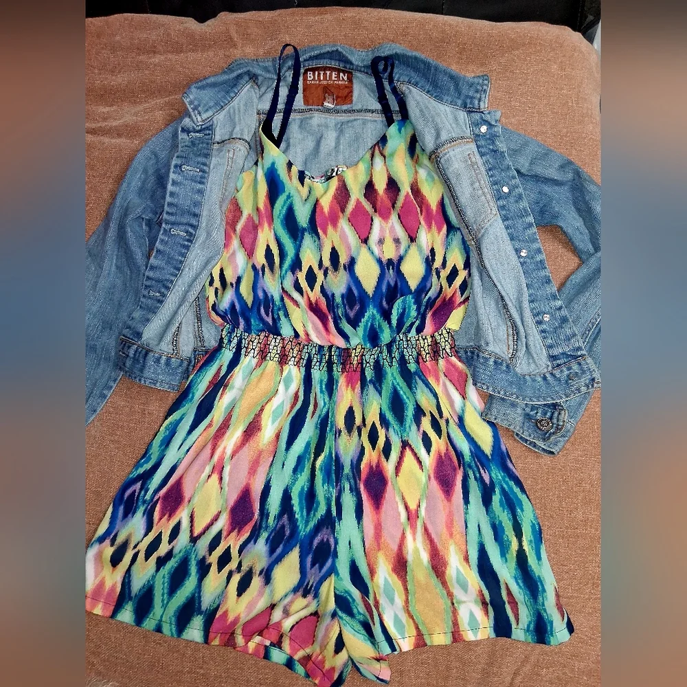 Maurices Multicolor Patterned Romper - Picture 8 of 11